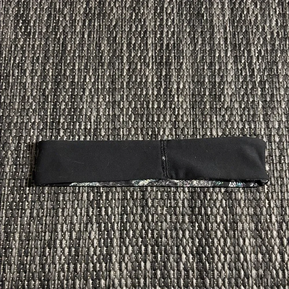Ivivva by Lululemon reversible headband